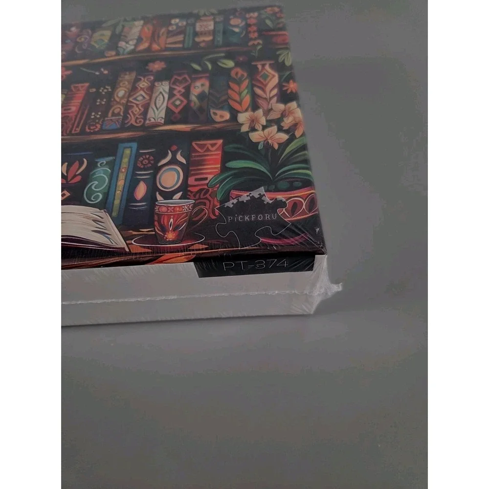 1000 Pc Puzzle Sealed In Box Fantasy Color Bookshelf